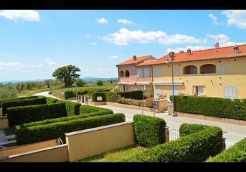 Rentopolis Castelnuovo Berardenga Hotel Buitenkant foto